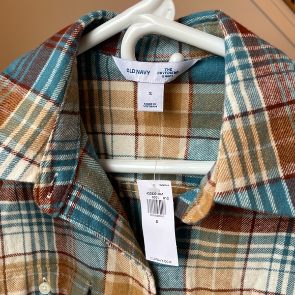 Old Navy Women’s Plaid Button Up Small NWT - Picture 3 of 6